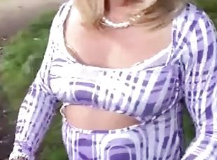Amateur Crossdresser Kellycd2022 Sexy MILF in Lilac Dress and White...