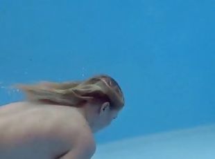 gros-nichons, public, babes, ados, pornstar, blonde, piscine, petite, fétiche, tatouage