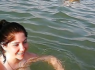 tettone, allaperto, amatoriali, spiaggia, tettone-busty, brunette, reali, topless