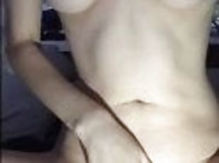 The pussy is leaking. Jerking off my clitoris. Natural tits, jerk o...