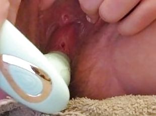 poilue, masturbation, orgasme, pisser, chatte-pussy, giclée, amateur, jouet, solo