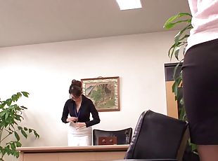 New girl at the office eaten out by a Japanese secretary