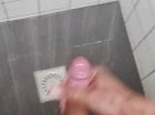 imbaiere, extrem, masturbare-masturbation, orgasm, public, jet-de-sperma, pula-imensa, gay, laba, masturbare