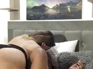 licking the delicious pussy of a beautiful Cuban and scissoring in a hotel room
