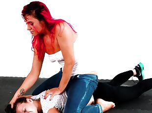 Hardcore Catfight W Facefuck - Pussy Juice All Over Face - Emylia A...