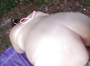 cul, levrette, grosse, en-plein-air, amateur, anal, milf, ejaculation-interne, belle-femme-ronde, point-de-vue