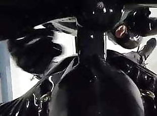 muie, jet-de-sperma, bdsm, inghitit, taratura, sperma, latex, brutal, bondage, umilire