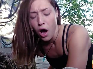 Public amateur babe pussyfucked outdoor on sex date