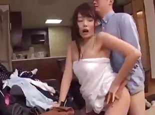 asiático, japonesa, penetração-de-braço, puta, sexo-vestido