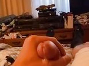 imens-huge, masturbare-masturbation, amatori, jet-de-sperma, pula-imensa, adolescenta, pov, sperma, solo, alb