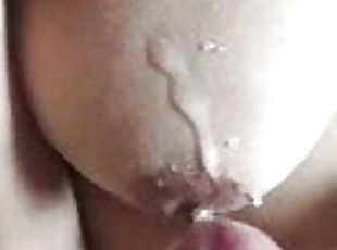 puting-payudara, orgasme, blowjob-seks-dengan-mengisap-penis, cumshot-keluarnya-sperma, ibu, berhubungan-dengan-wajah, sperma, biseksual