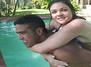 al-aire-libre, hardcore, pareja, brasil, piscina, musculada, realidad