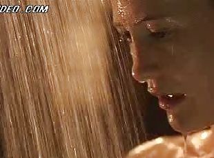 Sensual Movie Star Kelly Rowan Showering Totally Naked