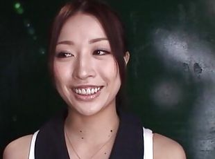 Skinny Japanese chick Mau Morikawa knows how to pleasure a dick