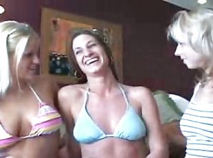 Very Sexy Babes Having Fun In This Great Lesbian Threesome Video