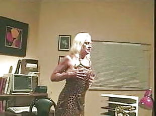 Kathy in Older women's sperm bank 10