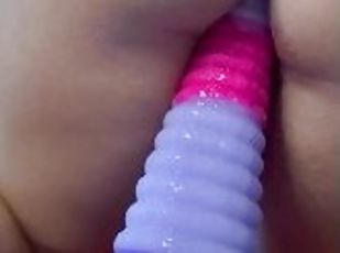 Pawg gets new fantasy toy and stretches her pussy on it! Cums and k...