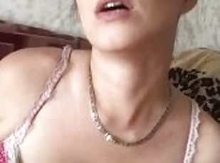 clitoris, masturbare-masturbation, orgasm, pasarica, rusoaica, amatori, milf, jucarie, futai, solo