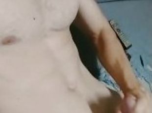 masturbation, amateur, ejaculation-sur-le-corps, gay, branlette, solo, musclé, brunette