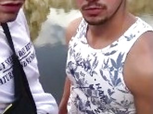 en-plein-air, public, amateur, fellation, gay, couple, jeune-18, musclé, minet