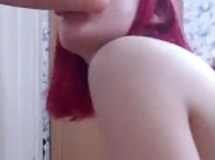 gros-nichons, amateur, fellation, ados, jouet, rousse, gode, seins, solo, sucer