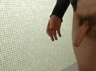 baignade, masturbation, public, amateur, ejaculation-sur-le-corps, gay, ejaculation, horny, européenne, euro