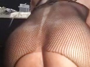 TS Amateur fishnet riding