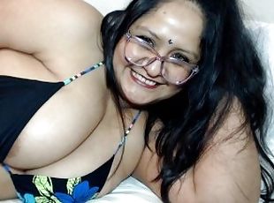 tetas-grandes, enorme, amateur, regordeta, regordeta-chubby, webcam, bonita, tetas, a-solas