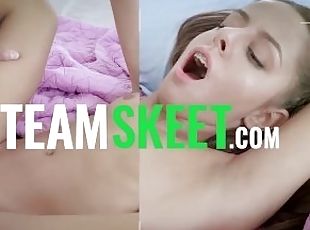 isot-tissit, takaapäin, amatööri, suihinotto, mälliotos, teini, kova-seksi, käsihomma, pov, eka-kerta