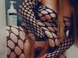 Fat slut sounding in fishnets ????