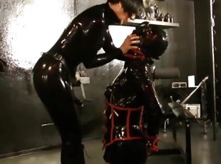 hardcore, allemand, bdsm, esclave, fétiche, latex, femme-dominatrice