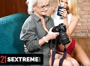 21 SEXTREME - Hot blonde Missy Luv Is Elvira's Muse And She Shows H...