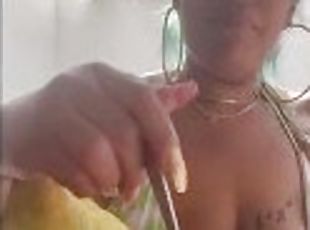 tetas-grandes, babes, negra-ebony, latino, regordeta, guapa, tetas, fetichista, bikini, polla