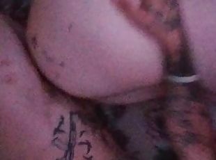cul, femme, amateur, mature, énorme-bite, ejaculation-interne, chienne, brunette, tatouage, bite
