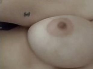 tetas-grandes, masturbación, orgasmo, coño-pussy, amateur, babes, adolescente, natural, pechugona, tetas