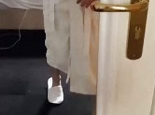 Fucking arab bitch In Dubai hotel -full clip on my Onlyfans-(link i...
