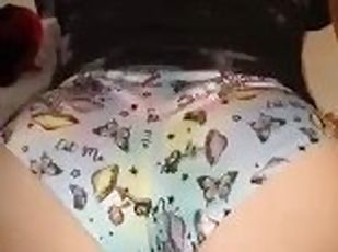 Small Juicy Girl Twerking on Dick POV