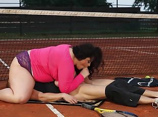 culi, tettone, grassi, sport, insegnanti, mammine-mature, donne-grasse-e-belle, doppie, tennis, brunette