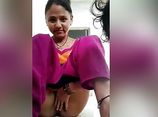 Today Exclusive -desi Bhabhi Showing Her Pussy