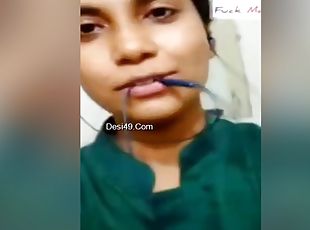 Cute Desi Girl Shows Her Boobs And Pussy Part 1