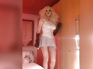 büyük-göğüsler, külotlu-çorap, travesti, amatör, zorluk-derecesi, sürtük, genç-18, avrupalı, sarışın, euro