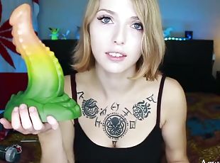 UNBOXING AND GETTING LAID HUGE BAD DRAGON DILDO, STUFFS TWAT WITH M...