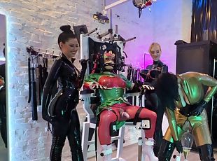 Peedolly a Rubbertoy and 3 nasty Rubber Goddesses