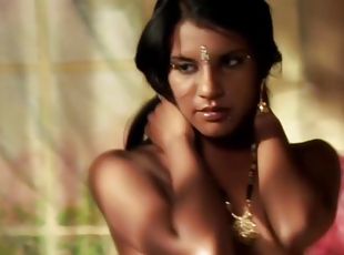 Hot Nights In Sexy India With MILF Fucking Moment