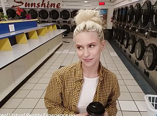 Teen Kiara Cole Gets Caught Naked In Public Laundry