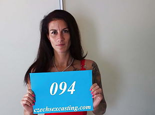 Tattooed Czech cougar on sex casting