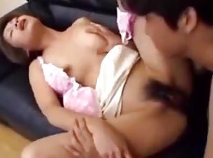 asia, payudara-besar, ibu-dan-anak-laki-laki, isteri, penis-besar, jenis-pornografi-milf, remaja, ibu, jepang, handjob-seks-dengan-tangan-wanita-pada-penis-laki-laki