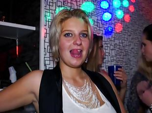 borracha, orgía, fiesta, babes, hardcore, sexo-en-grupo, rubia