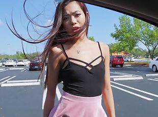 asiatiche, fichette, auto, pov, sperma, minigonne