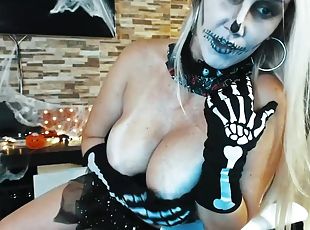 culo, tetas-grandes, coño-pussy, madurita-caliente, mamá, tetas, halloween